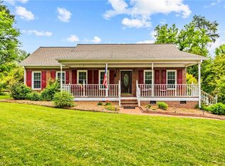 3603 Fieldview Rd, Pleasant Garden, NC 27313
