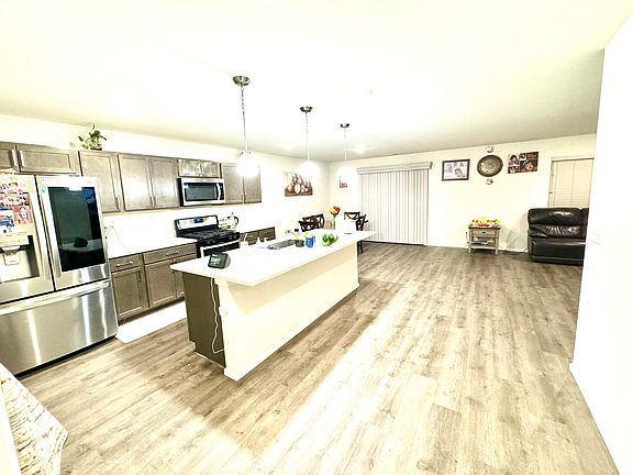 Kitchen/Dining/living