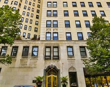 1st image of 2000 N Lincoln Park W #707