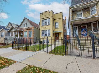 3336 W Pensacola Ave, Chicago, IL 60618