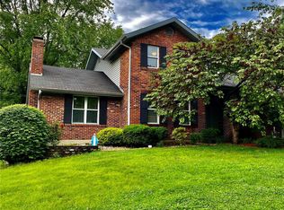 5209 Chapelford Ln, Saint Louis, MO 63119