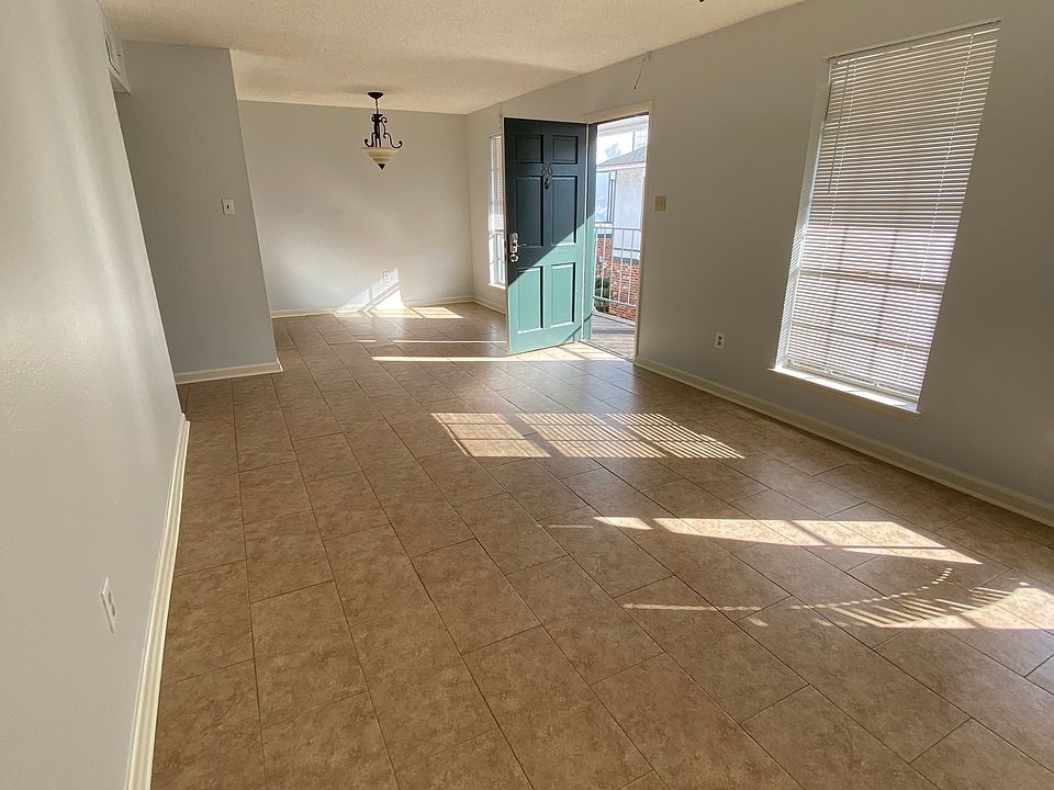 Living and Dining Room