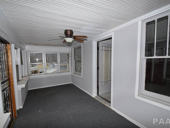 2nd image of 1803 S Faraday Ave