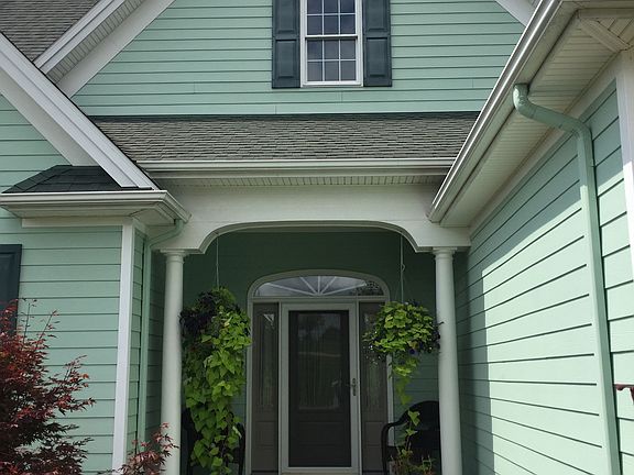 3rd image of 154 Samantha Dr