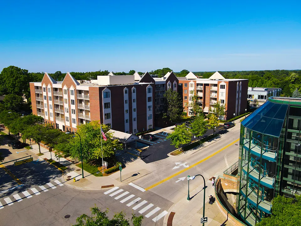 Baldwin on Chester 55+ Independent Living