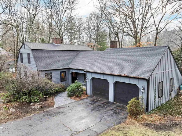 24 Canterbury Forest, Plaistow, NH 03865