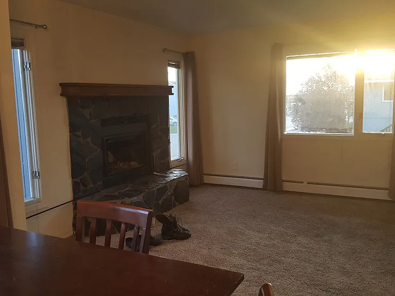 9831 Grange Dr #4 — Photo 3