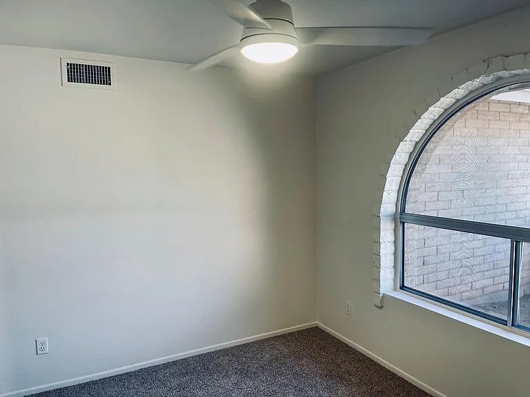 5141 E Blanche Dr — Photo 9