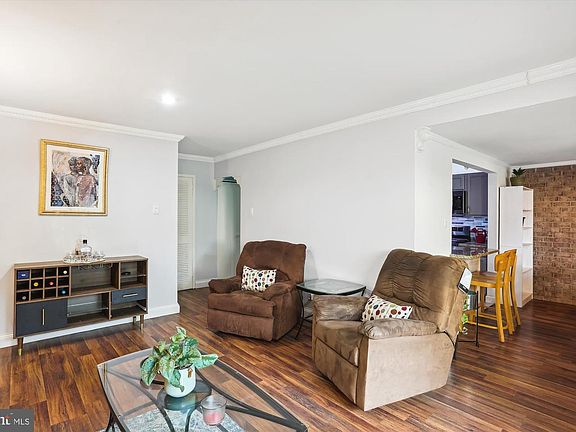 3rd image of 19439 Brassie Pl APT 201