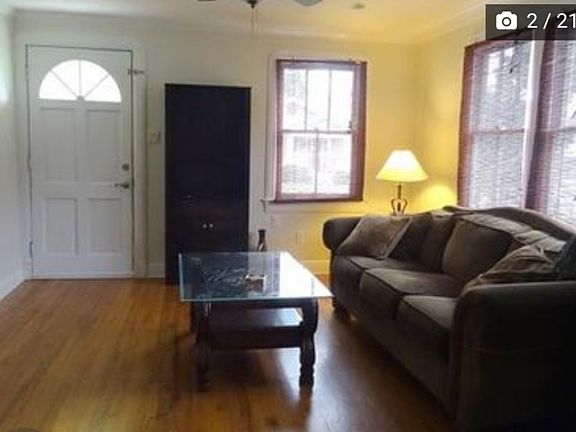 2nd image of 3728 Cypress St