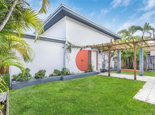 3130 SW 25th St, Miami, FL 33133