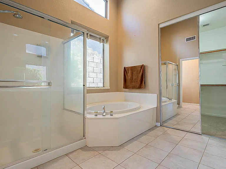 4926 E Duane Ln — Photo 26