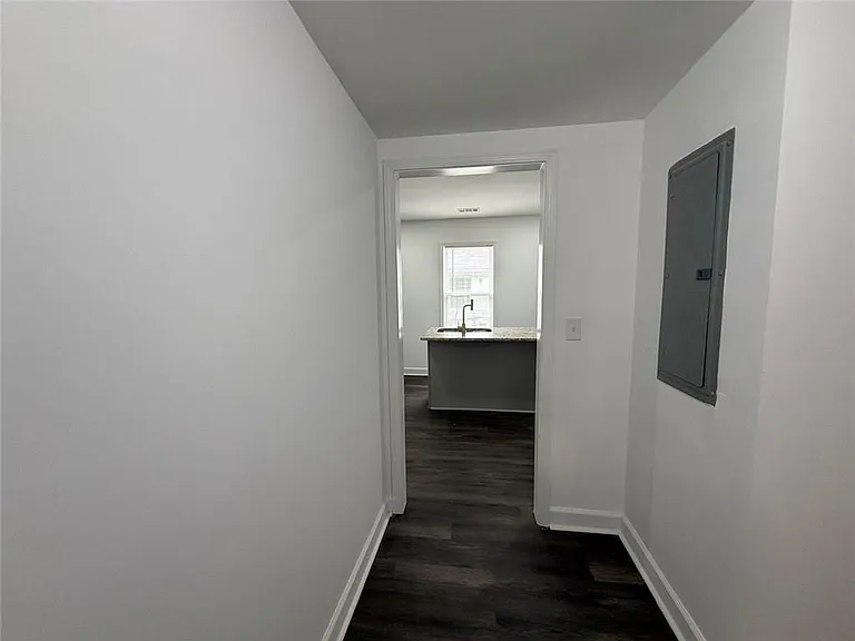 1040 Palmetto Ave SW — Photo 12