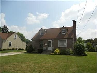 1st image of 3253 Hermosa Dr