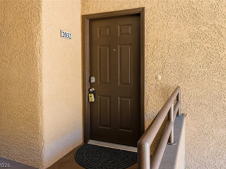 2200 S Fort Apache Rd #2032 — Photo 5