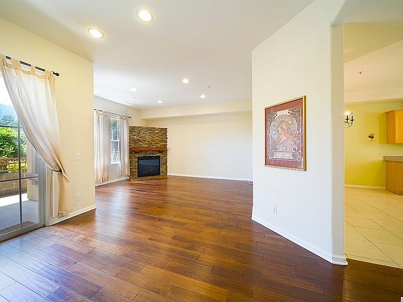 3rd image of 3960 Pennsylvania Ave Unit 111