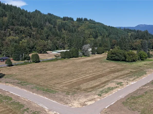 151 Sawmill Road, Ariel, WA 98603