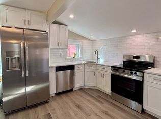 6 Bird Ln APT 2, Lake Hopatcong, NJ 07849