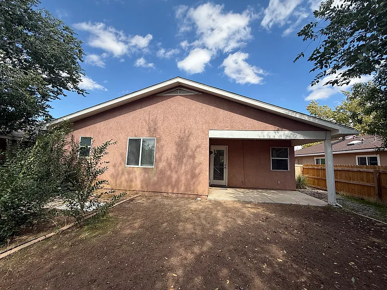920 Somerset Meadows Dr NE — Photo 16