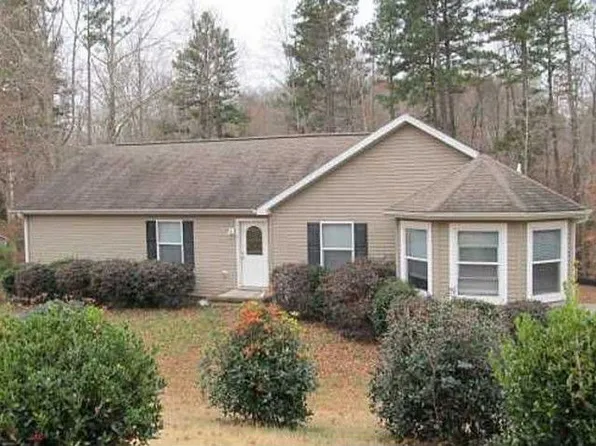 2 Olde England Ct, Jamestown, NC 27282