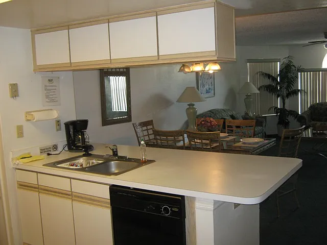 3 bed, 1287 sqft, $650 — Photo 4