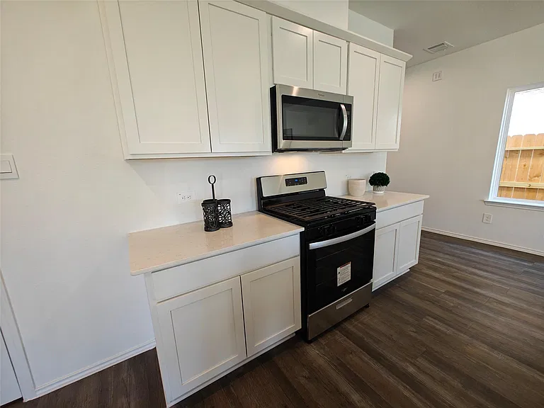 5011 Pismo Ray Dr — Photo 13