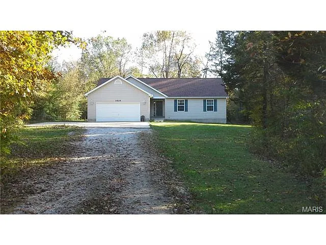 2829 English Rd photo 1