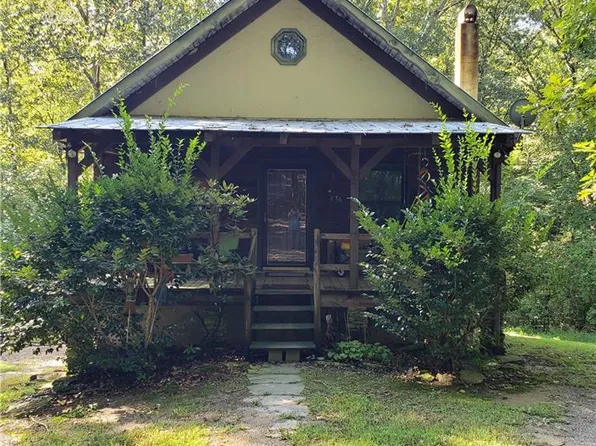 876 Gwyn St, Ronda, NC 28670