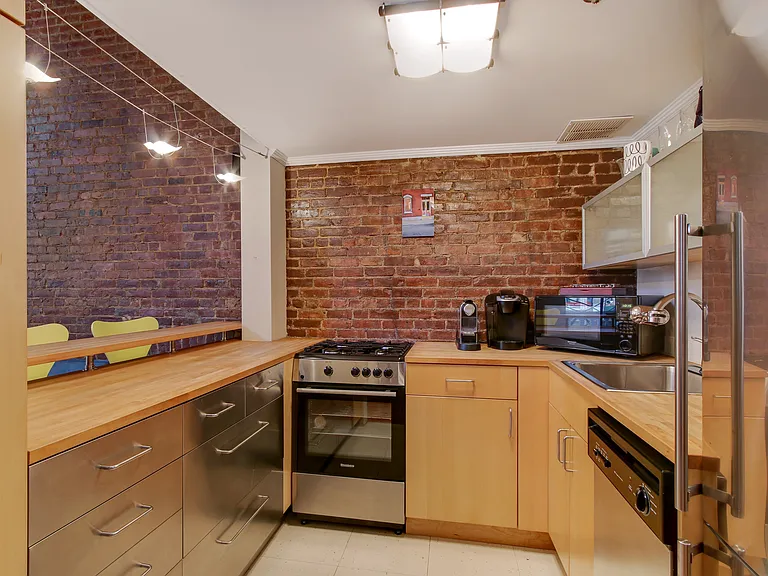 77 Bleecker St #331 — Photo 2