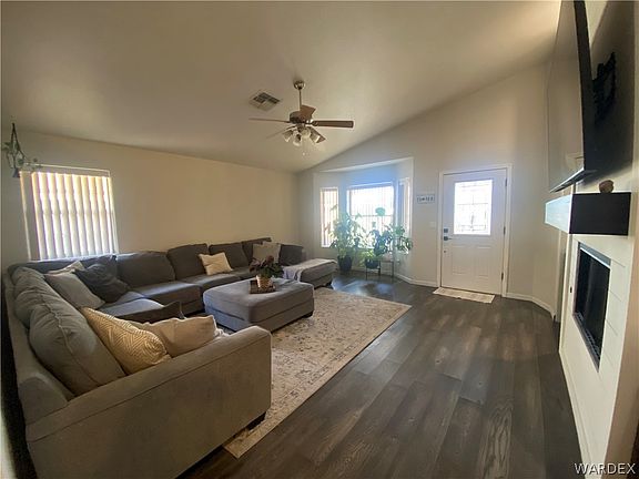 5th image of 2744 Emerson Avenue