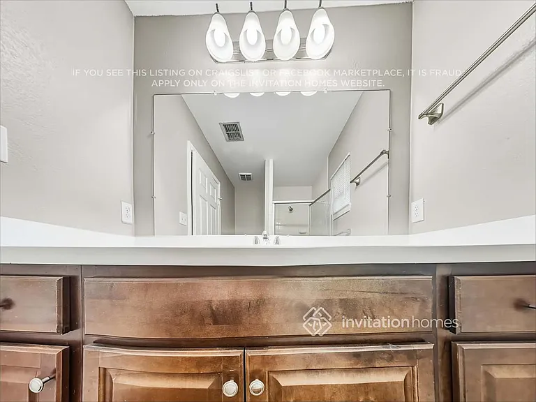 304 E Ross Ave — Photo 11
