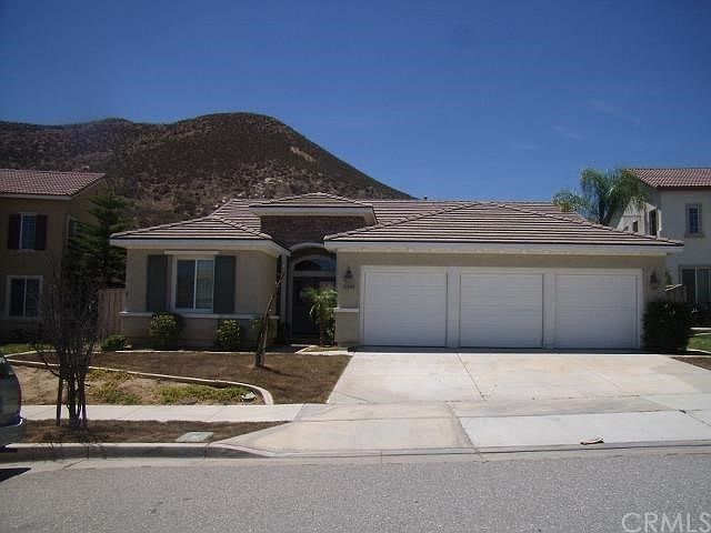1st image of 31895 Birchwood Dr