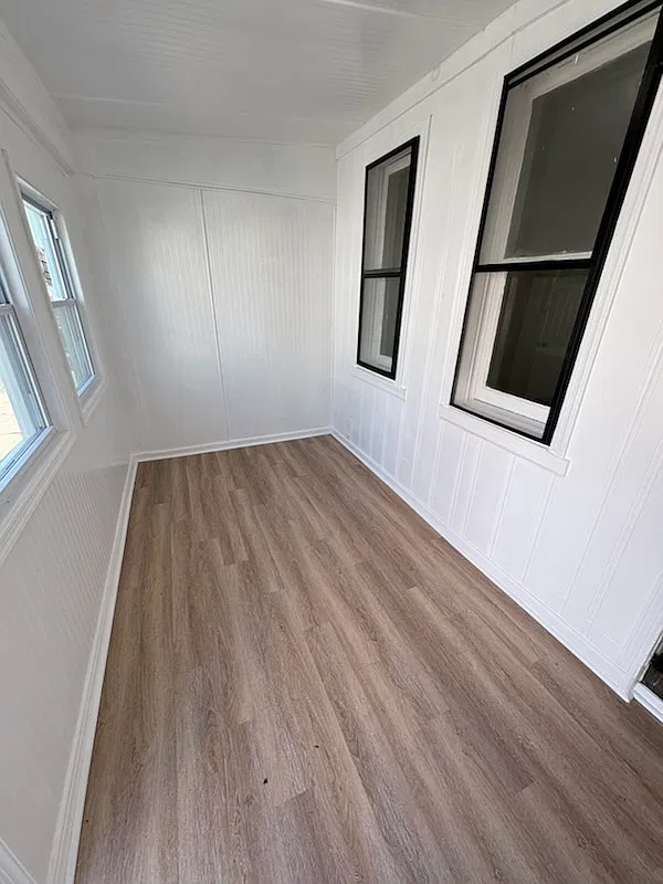 4 bed, 1.5 bath, 1350 sqft, $1,850 — Photo 2