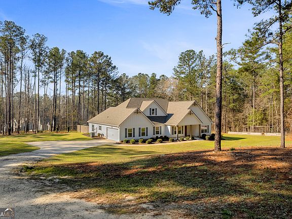 3rd image of 3590 Tommy Lee Cook Rd