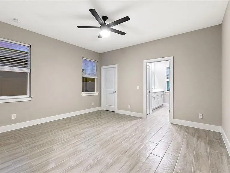330 Royal Palm Way — Photo 28