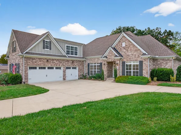 7401 Swindon Blvd, Fairview, TN 37062