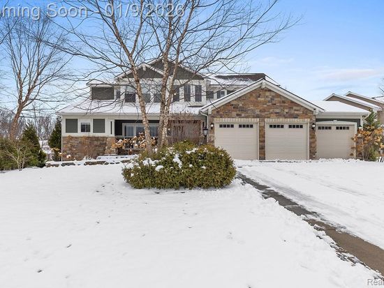 3580 Westhampton Ct NE, Grand Rapids, MI 49546