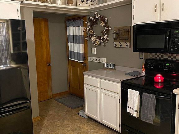 5th image of 3427 Glenn Ave