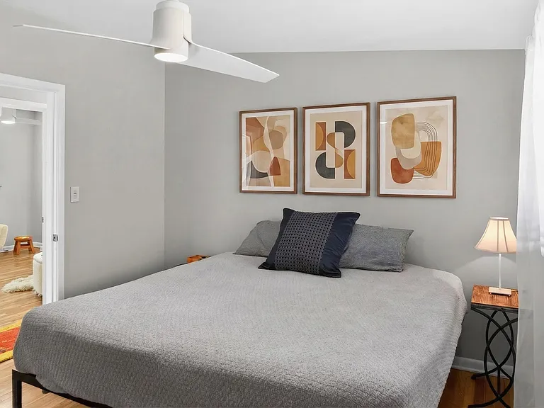 2nd bedroom or kids room