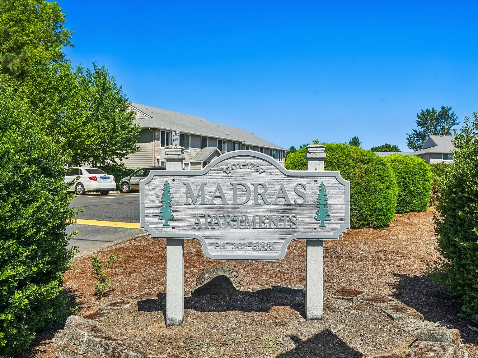 Madras Apartments — Photo 2