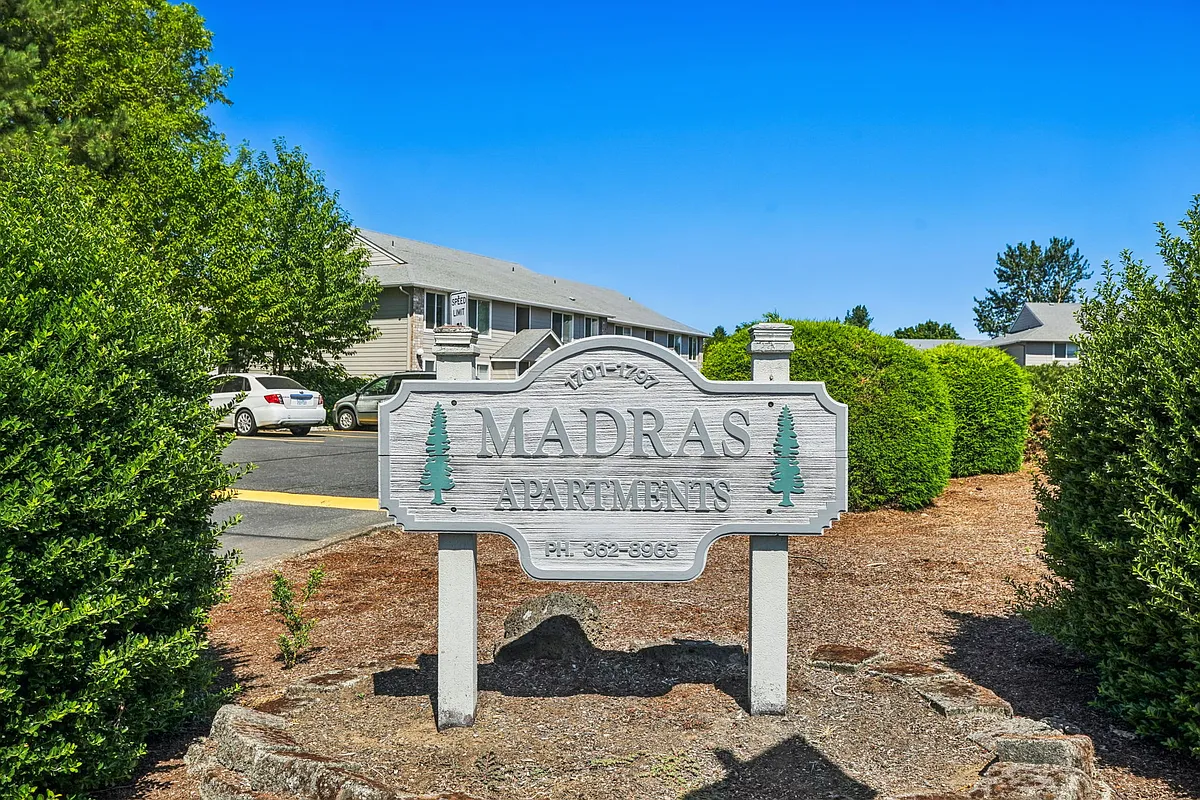 Building Photo - Madras Apartments