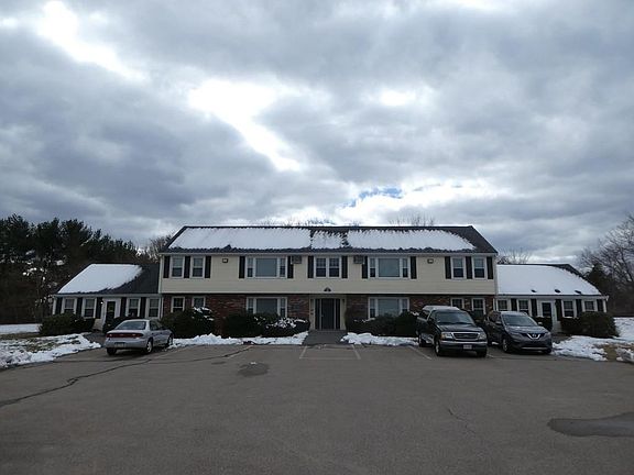 3rd image of 5 Blueberry Dr APT 5
