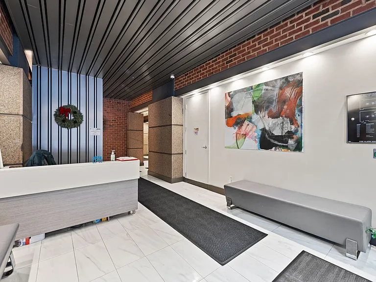 916 G St NW #903 — Photo 37