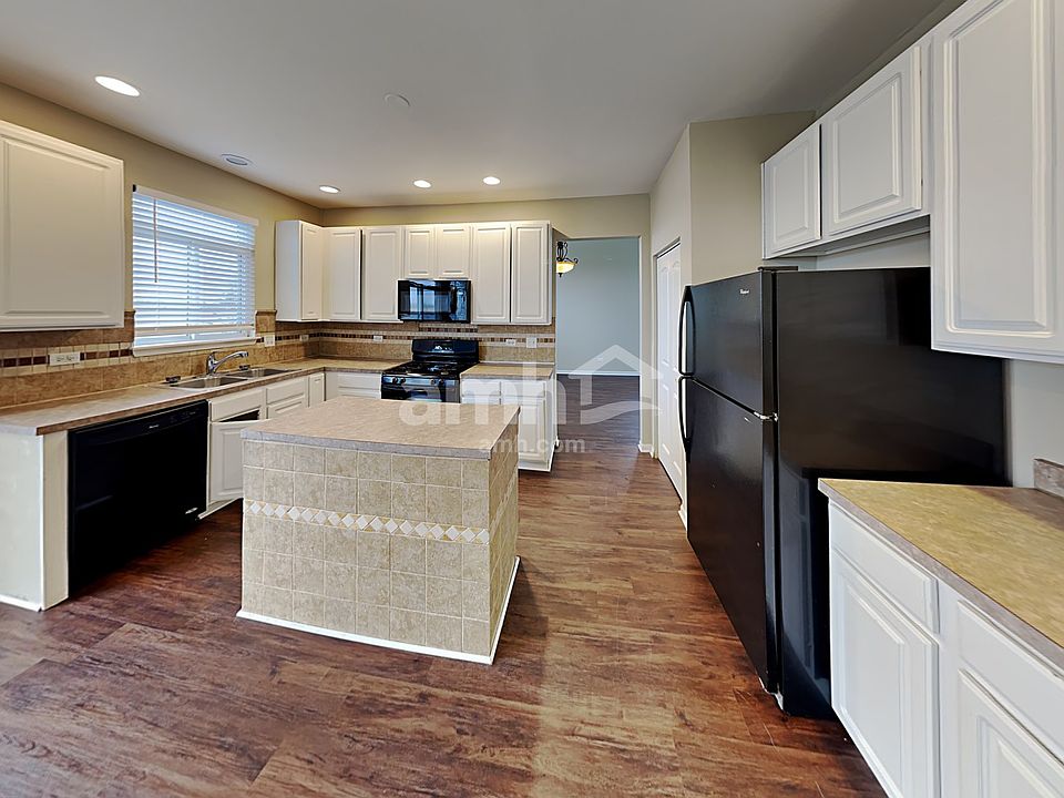 16640 Borio Dr, Crest Hill, IL 60403 | Zillow