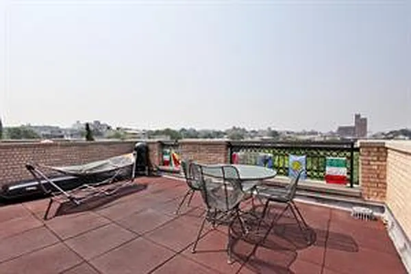 Sold by Corcoran | media 14