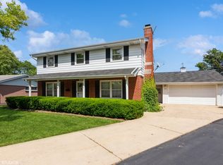2525 Donald Ct, Glenview, IL