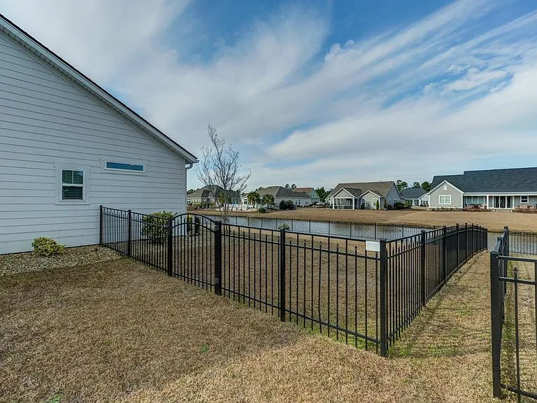 1208 Ficus Dr — Photo 30
