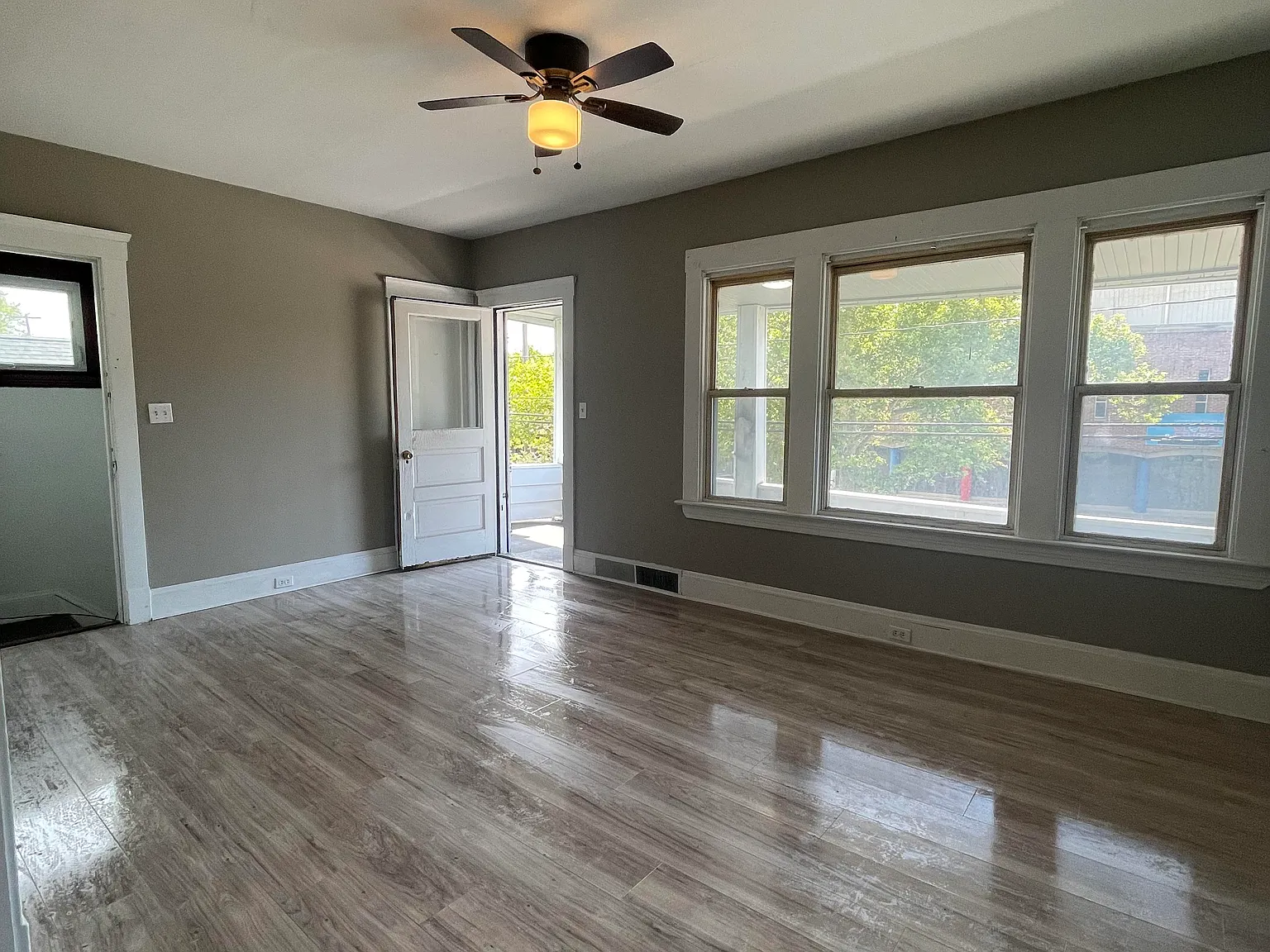 4 bed, $1,679 — Photo 4