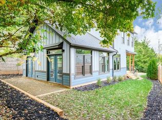 7 Oakley Rd, Asheville, NC 28803