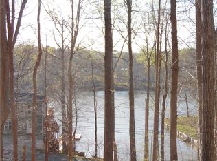 795 Lake Dr #9, Lexington, NC 27292